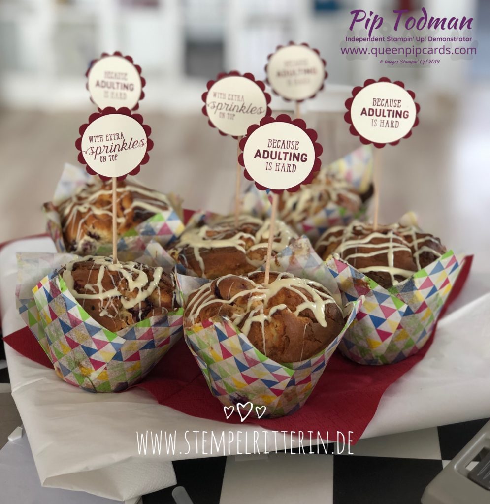 Royal Appointment Guest Blog - Lola Lorenz joins us today with some scrummy muffins with fabulous toppers! Shop my online store here: http://bit.ly/QPCShop Pip Todman www.queenpipcards.com #queenpipcards #simplystylish #stampinup #simplestamping #papercraft 