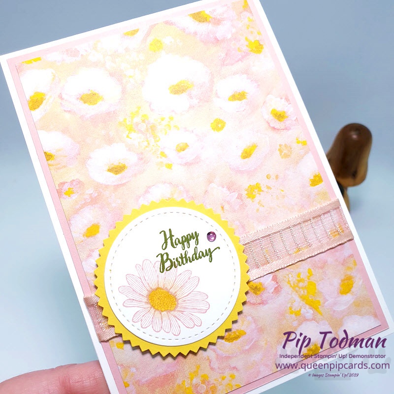How To Use Bold Background Papers featuring Perennial Essence one of our Buy 3 get 1 FREE papers! Pip Todman www.queenpipcards.com Stampin' Up! Independent Demonstrator UK 