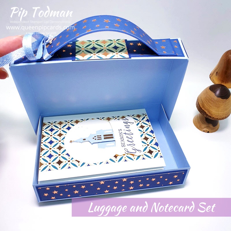 Festive Luggage and Notecard Set tutorial now available for this adorable project which makes a lovely gift for someone special. Pip Todman www.queenpipcards.com Stampin' Up! Independent Demonstrator UK